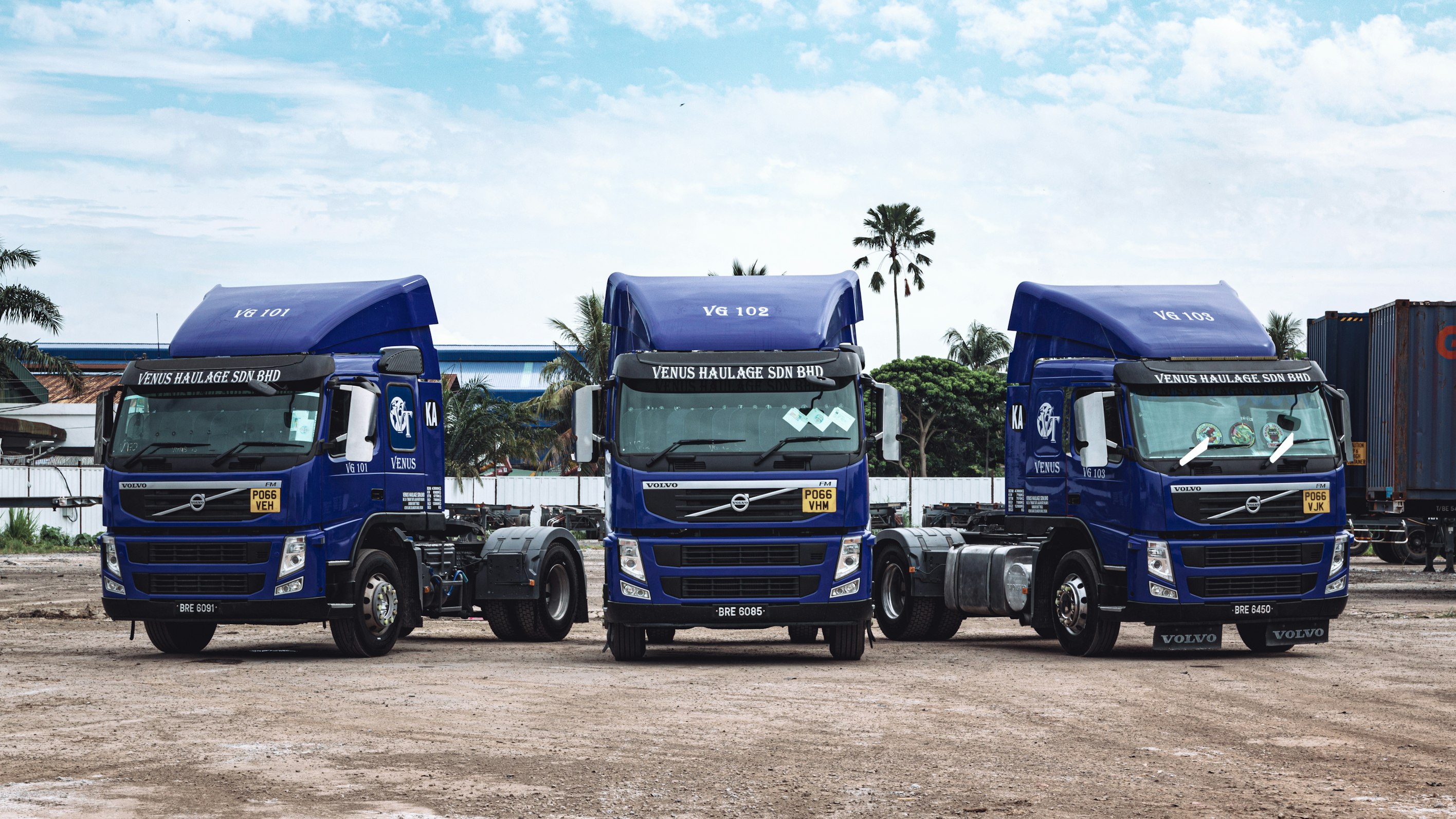 Trucks & Trailers